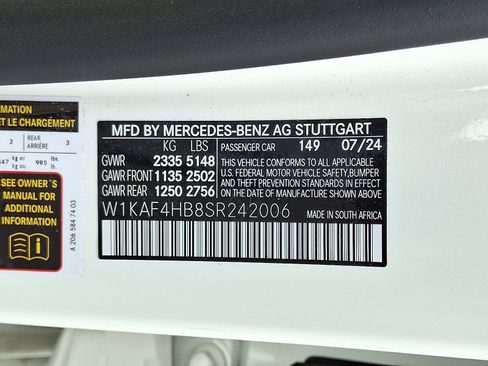 Certified 2025 Mercedes-Benz C 300 4MATIC Sedan image 25