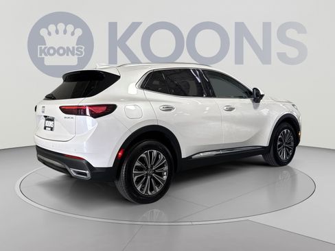 Used 2025 Buick Envision Preferred AWD/4WD image 11