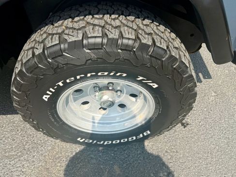 Used 1998 Jeep Wrangler SE AWD/4WD image 17