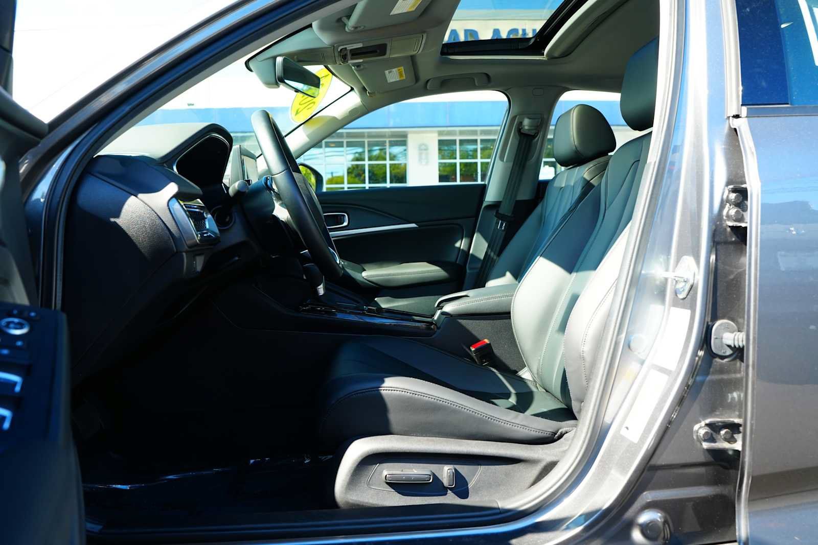 Used 2024 Acura Integra FWD image 13