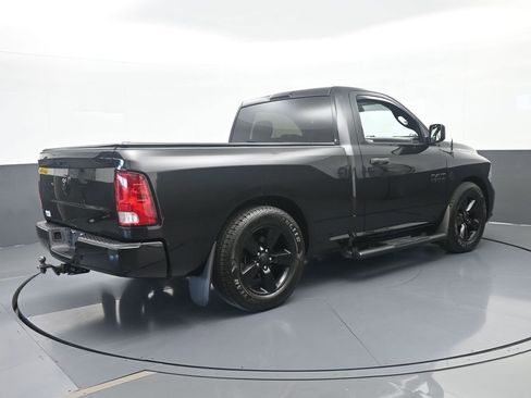 Used 2018 RAM 1500 Express w/ Black Ram 1500 Express Group RWD image 6