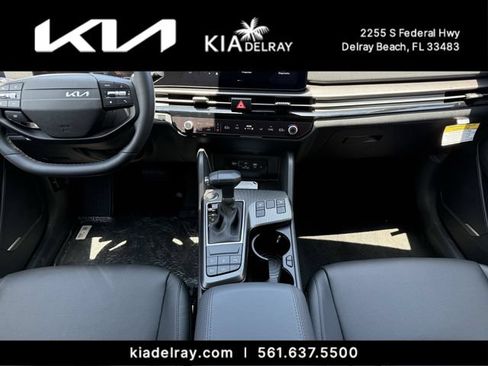 New 2026 Kia Sportage EX w/ EX Panorama Roof Package FWD image 13