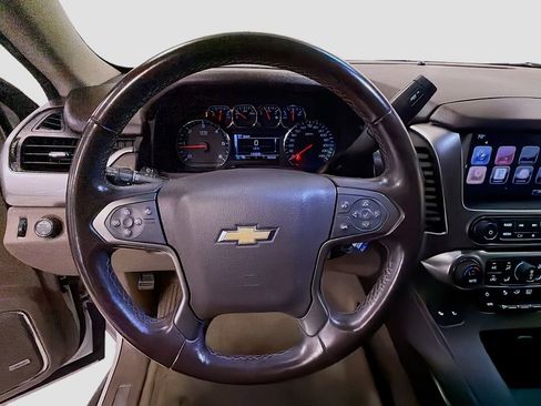 Used 2016 Chevrolet Suburban LT AWD/4WD image 13