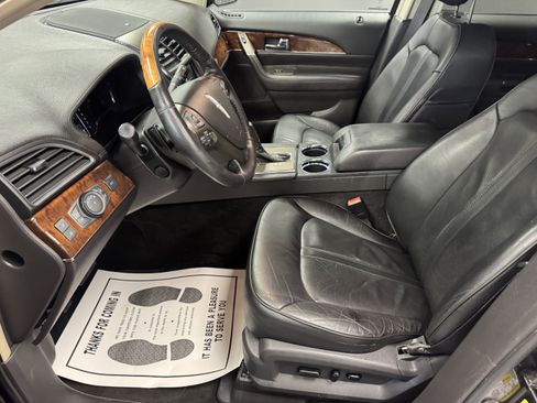 Used 2015 Lincoln MKX FWD w/ Equipment Group 102A image 13