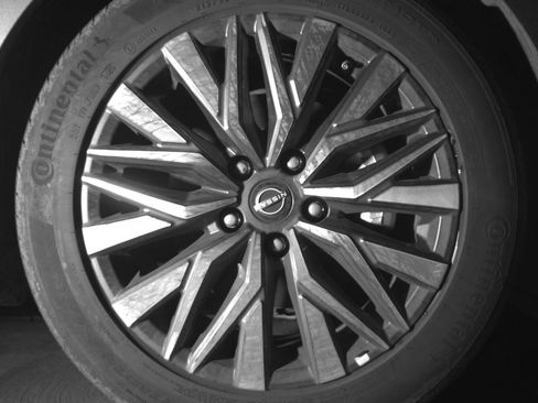 Used 2025 Nissan Altima 2.5 SV image 13