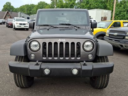 Used 2017 Jeep Wrangler Unlimited Rubicon w/ Connectivity Group