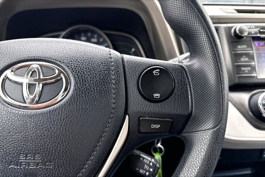 Used 2013 Toyota RAV4 LE FWD image 21
