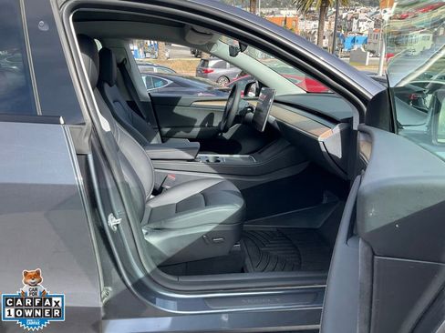 Used 2023 Tesla Model Y Long Range image 72