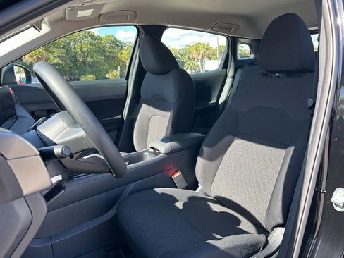 New 2026 Nissan Kicks S image 19