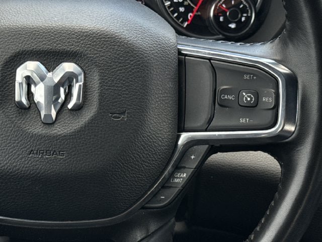 Used 2024 RAM 1500 Laramie AWD/4WD image 15