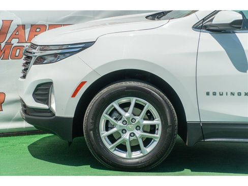 Used 2024 Chevrolet Equinox LT FWD image 19