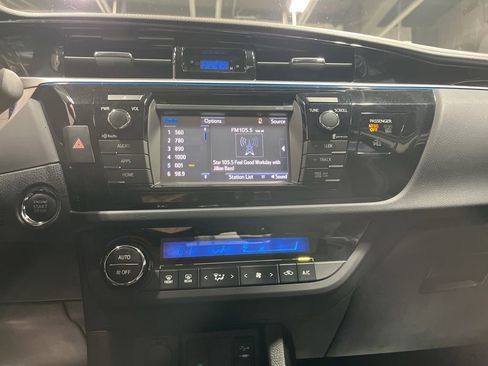 Used 2014 Toyota Corolla S w/ Driver Convenience Package FWD image 26