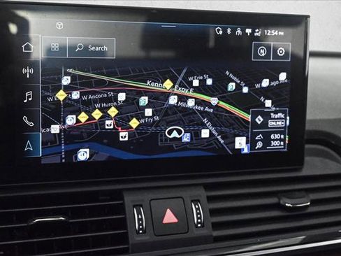 Used 2021 Audi Q5 e Premium Plus image 13