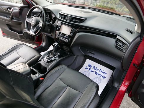 Used 2019 Nissan Rogue Sport SL w/ Premium Package AWD/4WD image 33
