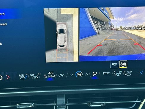 New 2025 Chevrolet Equinox EV RS w/ Active Safety Package 3 AWD/4WD image 20