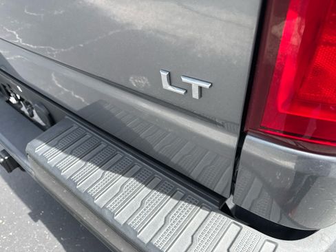 Used 2021 Chevrolet Silverado 1500 LT Trail Boss w/ Bed Protection Package AWD/4WD image 9