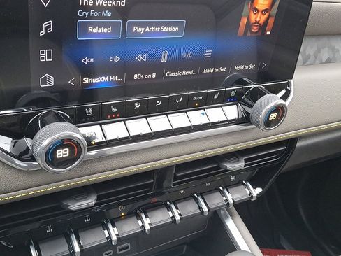 New 2026 Chevrolet Colorado ZR2 w/ Technology Package image 12