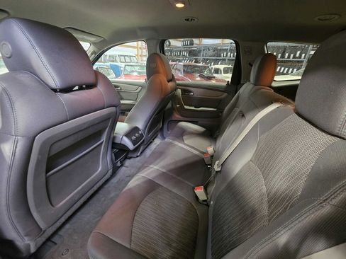Used 2015 Chevrolet Traverse LS AWD/4WD image 12