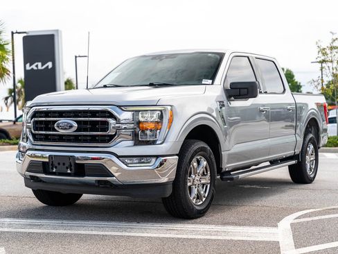Used 2022 Ford F150 XLT w/ Equipment Group 302A High AWD/4WD image 3