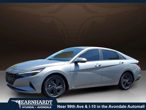 Certified 2023 Hyundai Elantra SEL FWD image 1