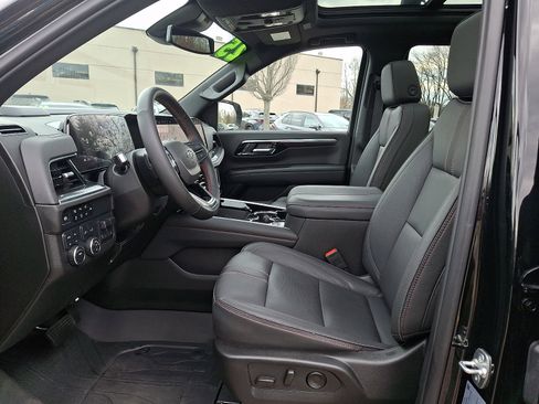 Used 2025 Chevrolet Tahoe RST w/ Sun And Tow Package image 15