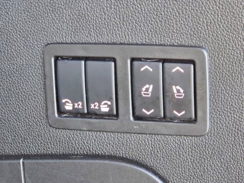 Used 2020 Chevrolet Tahoe Premier image 14