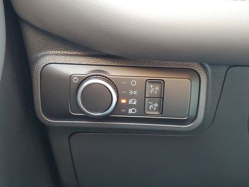 New 2026 Ford Explorer Active image 25