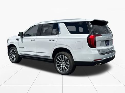 New 2026 GMC Yukon Denali w/ Denali Reserve Package AWD/4WD image 3