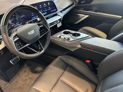 New 2026 Cadillac Optiq Sport 1 image 10