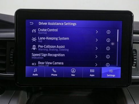 Used 2023 Ford Explorer XLT w/ Equipment Group 202A image 27