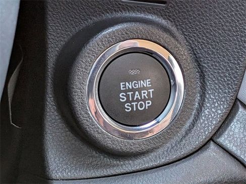 Certified 2025 Subaru Outback Limited image 26