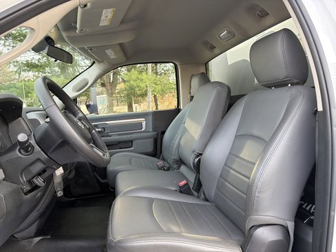 Used 2018 RAM 3500 Tradesman w/ Power & Remote Entry Group image 18