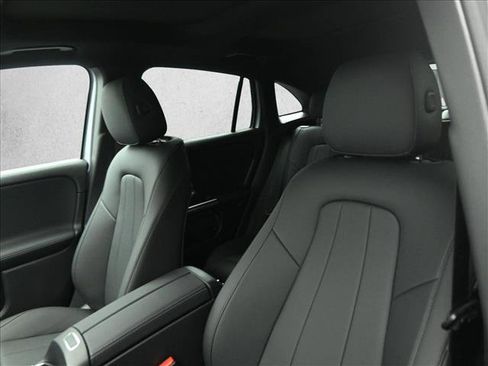 Used 2026 Mercedes-Benz GLA 250 4MATIC image 10