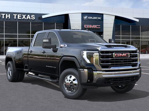 New 2026 GMC Sierra 3500 SLE image 7