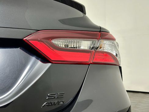 Used 2024 Toyota Camry SE AWD/4WD image 13