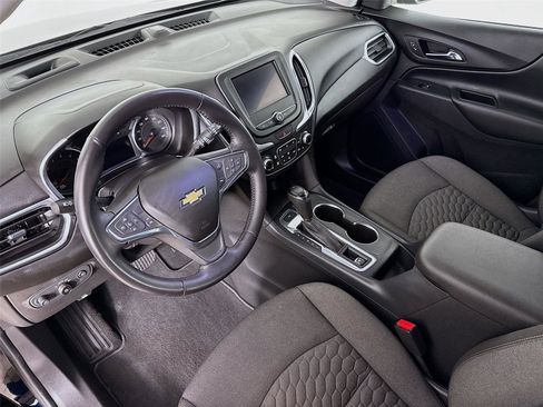 Used 2020 Chevrolet Equinox LT image 10
