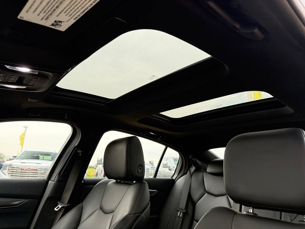 Used 2022 Cadillac CT5 Sport AWD/4WD image 36