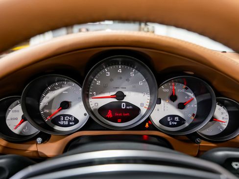 Used 2012 Porsche 911 Carrera S image 11