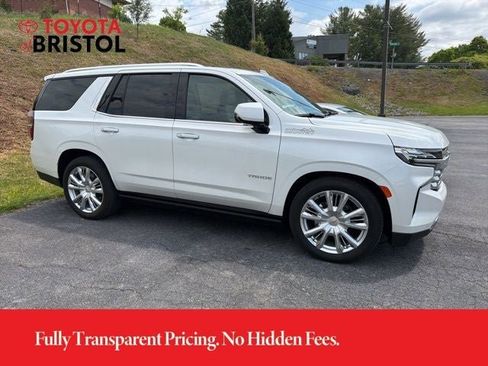 Used 2024 Chevrolet Tahoe High Country AWD/4WD image 15