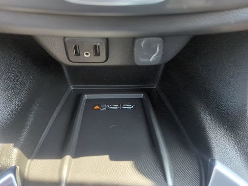 Certified 2023 Chevrolet Traverse LT AWD/4WD image 26