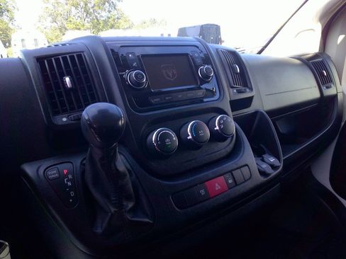 Used 2021 RAM ProMaster 2500 image 15