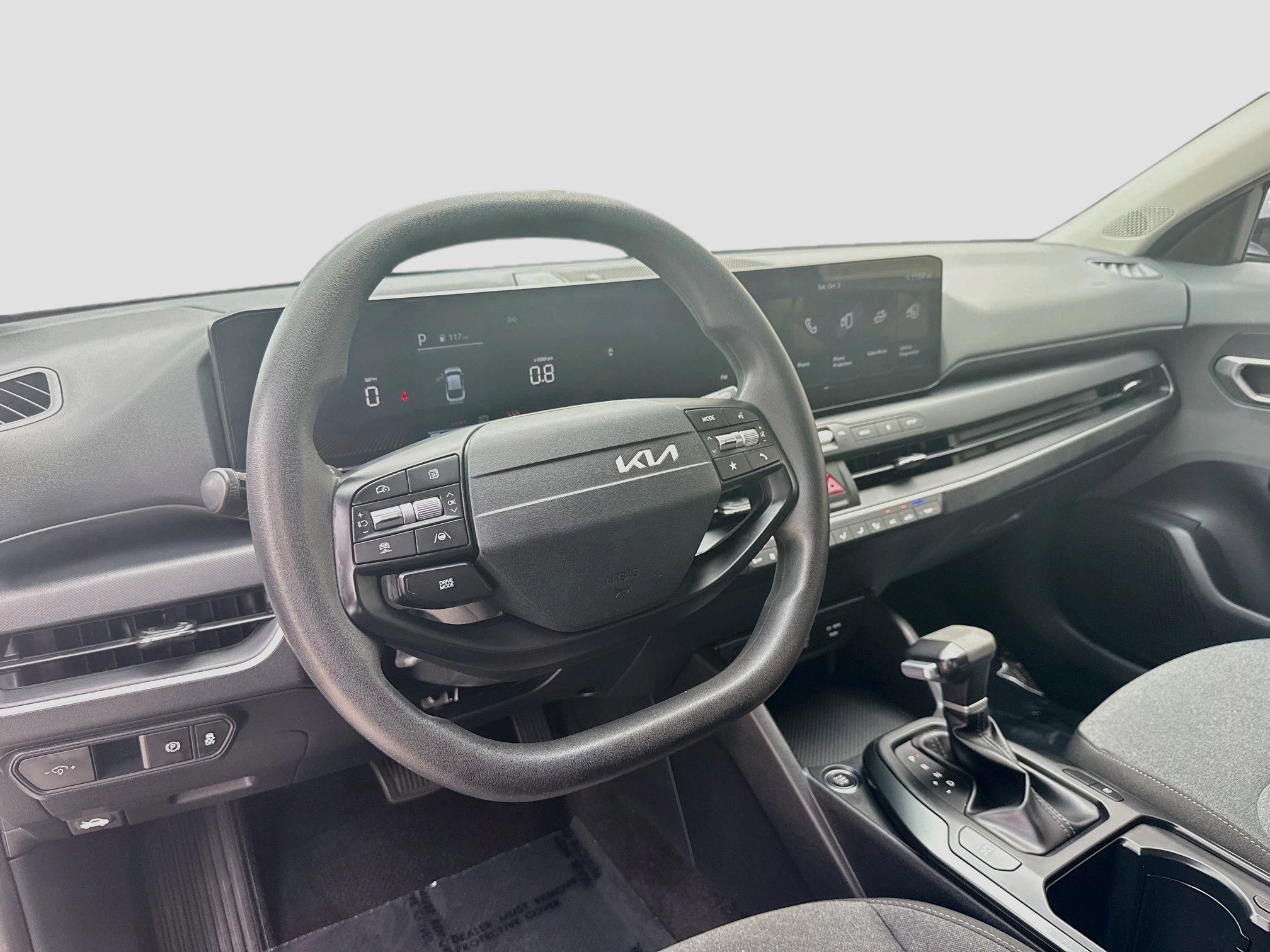 Used 2025 Kia K4 FWD image 9
