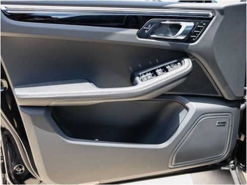 New 2025 Porsche Macan image 23