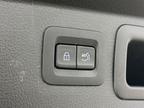 Used 2025 MAZDA CX-50 AWD 2.5 S w/ Premium Package image 30