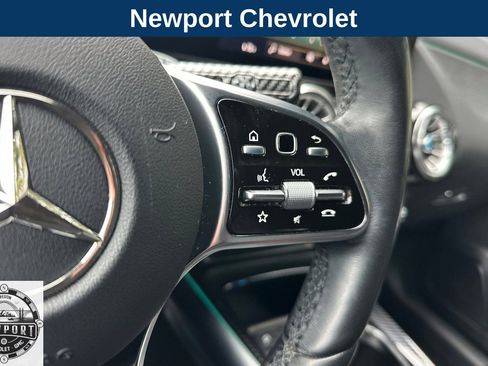 Used 2023 Mercedes-Benz GLA 250 4MATIC image 32