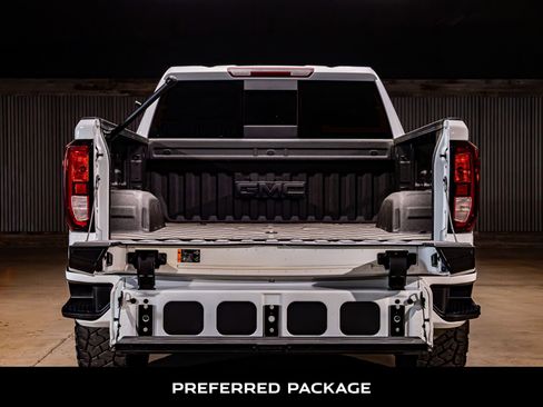 Used 2025 GMC Sierra 1500 Elevation w/ Preferred Package image 8