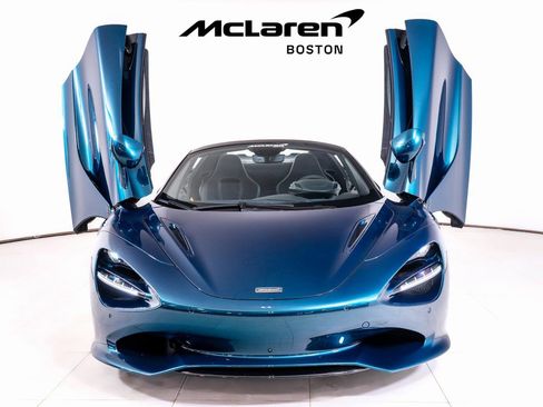 Used 2025 McLaren 750S Spider image 11