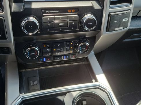 Used 2021 Ford F250 Lariat AWD/4WD image 34