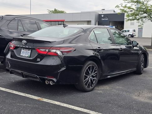 Used 2024 Toyota Camry SE w/ Cold Weather Package AWD/4WD image 7