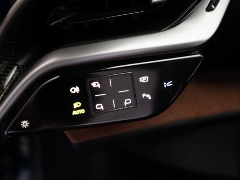 Certified 2025 Ferrari SF90 Spider image 22